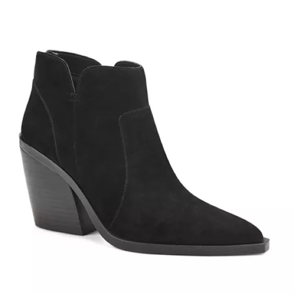 VINCE CAMUTO Black Suede Gradesha Block Heel Booties size 9 - Picture 1 of 8